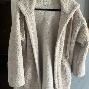 American Eagle Outfitters Cream Sherpa Jacket